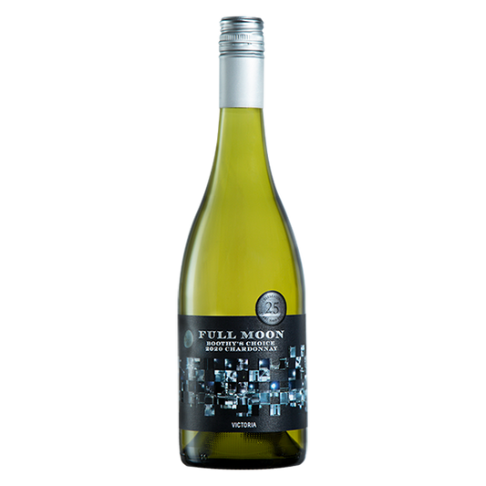 Full Moon Boothy’s Choice Chardonnay with tropical fruit, honeysuckle, and a crisp, refreshing finish.